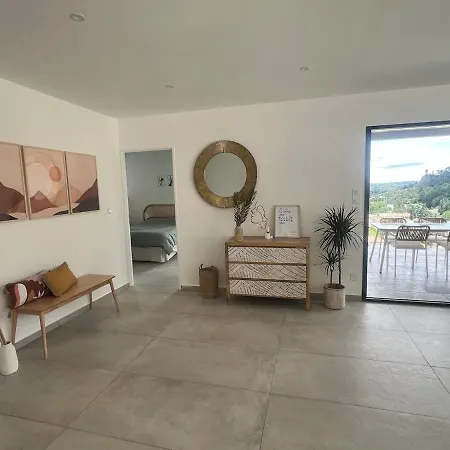 Avec Piscine Et Jolie Vue Sans Vis à Vis Villa